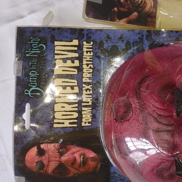 Bundle of 3 Foam Latex Halloween Masks - Picture 4 of 8